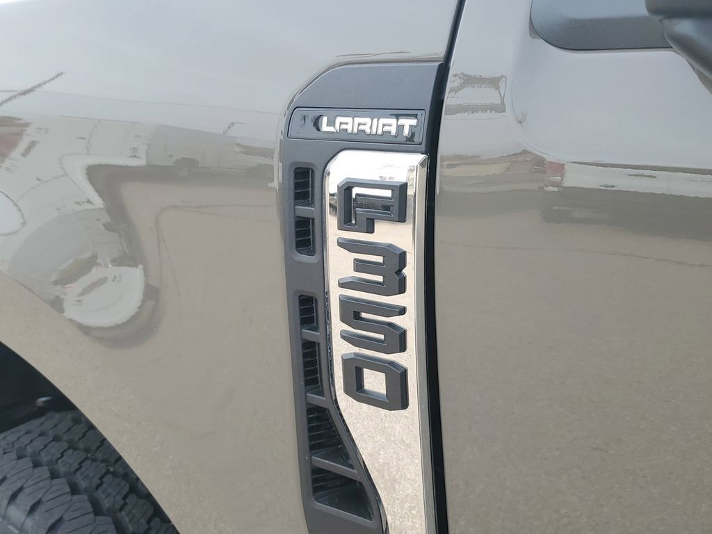 New 2026 Ford F350 4x4 Crew Cab Super Duty image 6