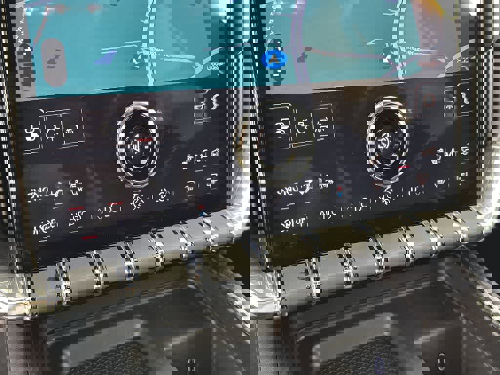 New 2025 GMC Acadia Elevation image 63