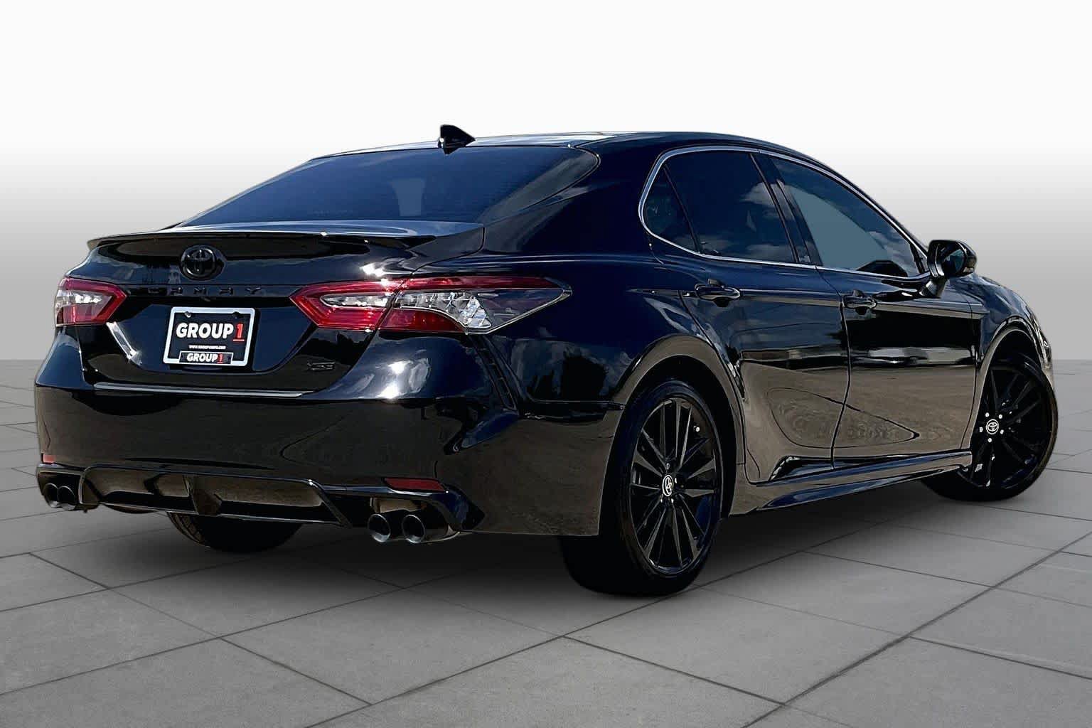 Used 2021 Toyota Camry XSE FWD image 13