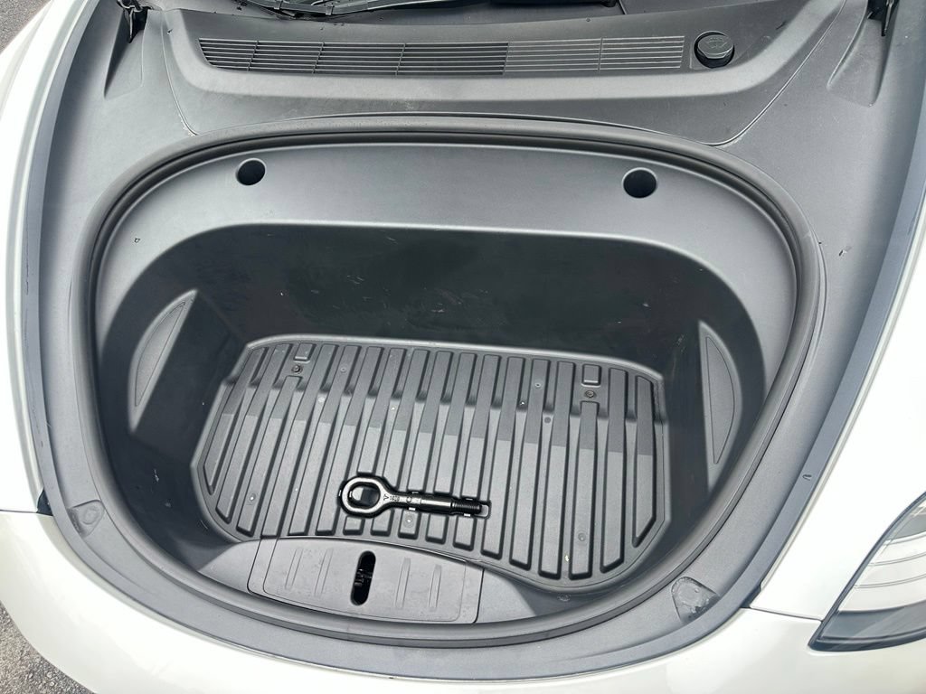 Used 2020 Tesla Model 3 Standard Range Plus RWD image 29