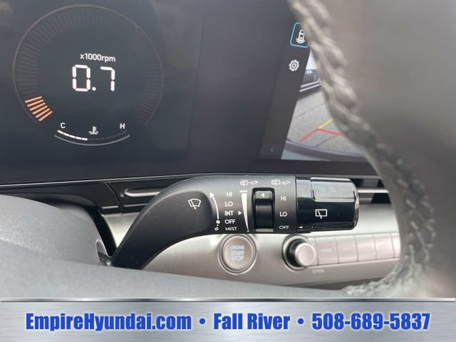 Used 2025 Hyundai Kona SEL FWD image 30