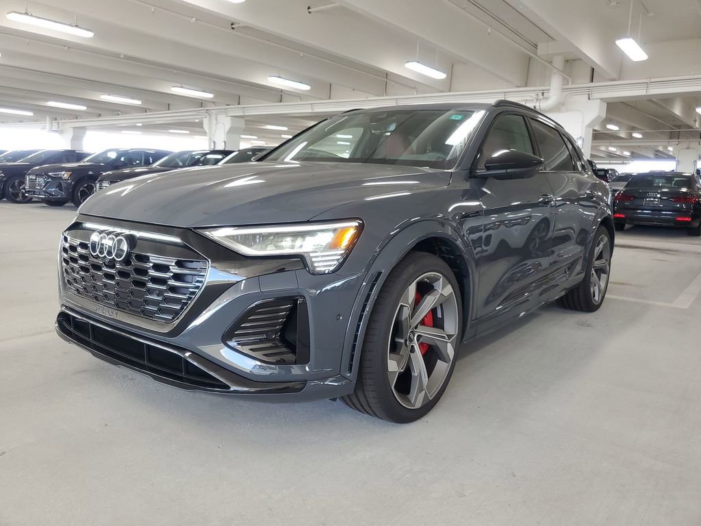 Used 2024 Audi Q8 e-tron Prestige w/ Prestige Package AWD/4WD image 1