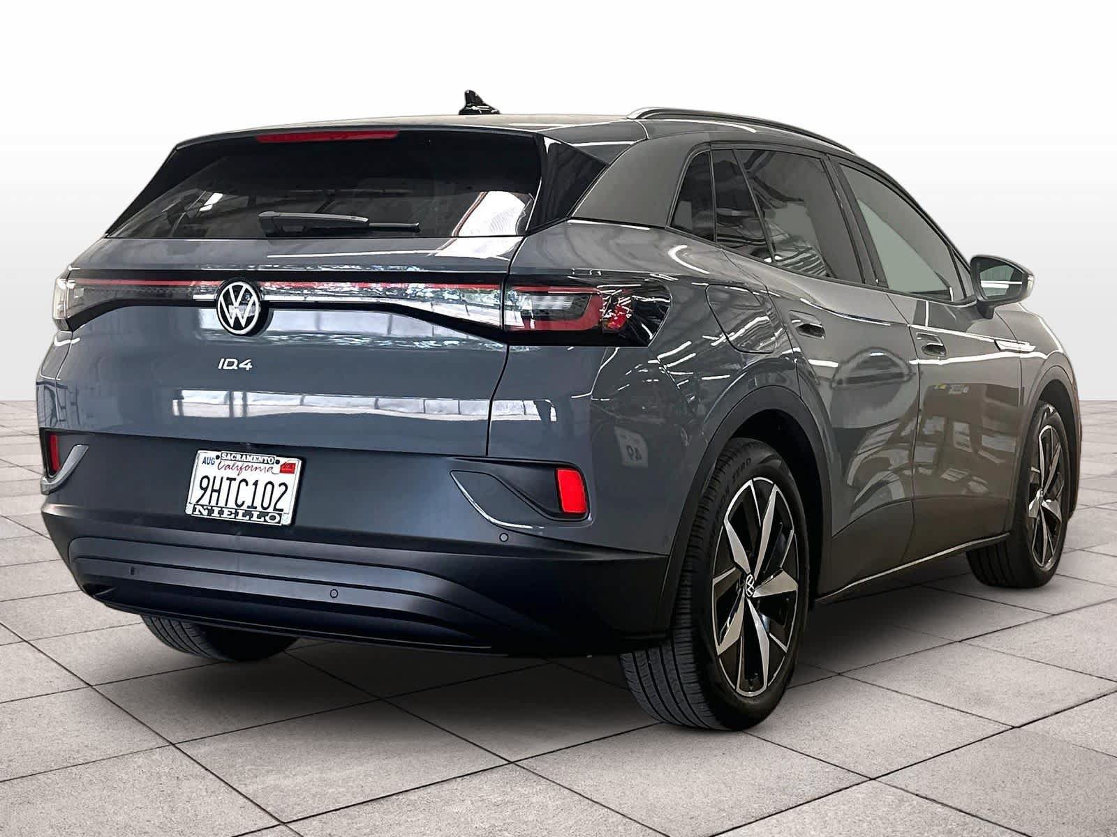 Used 2023 Volkswagen ID.4 S RWD image 9