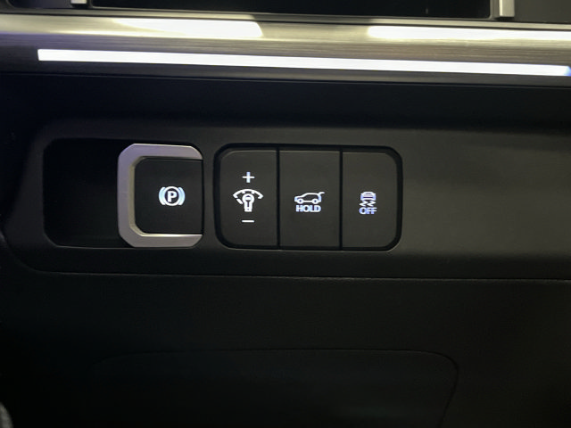 Used 2024 Hyundai Santa Fe Limited AWD/4WD image 27