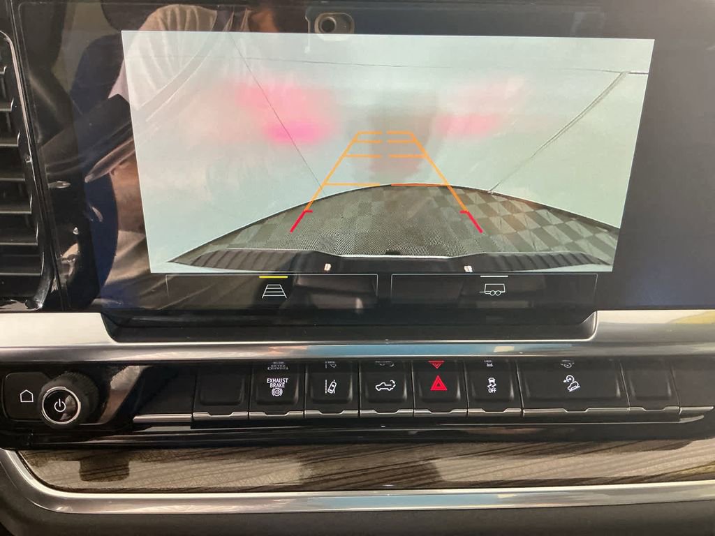 Used 2024 Chevrolet Silverado 2500 LT image 19