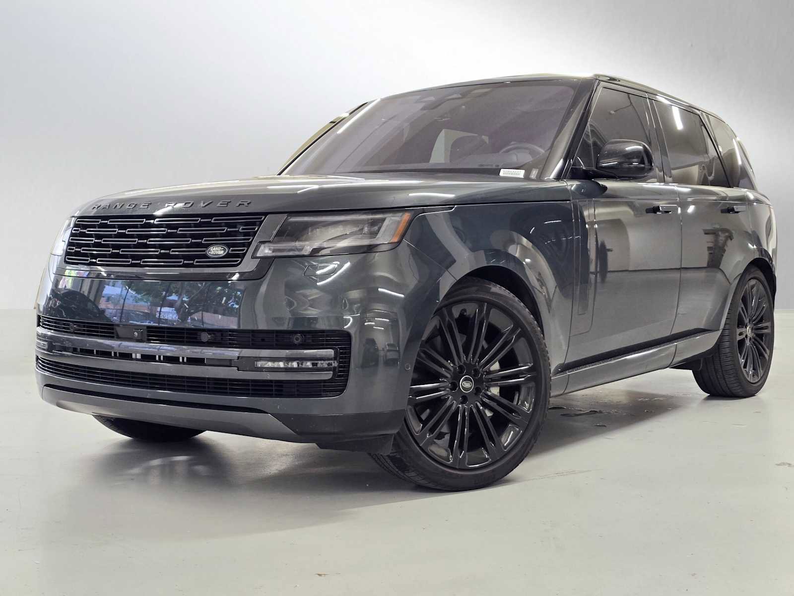 Used 2023 Land Rover Range Rover SE AWD/4WD video 1