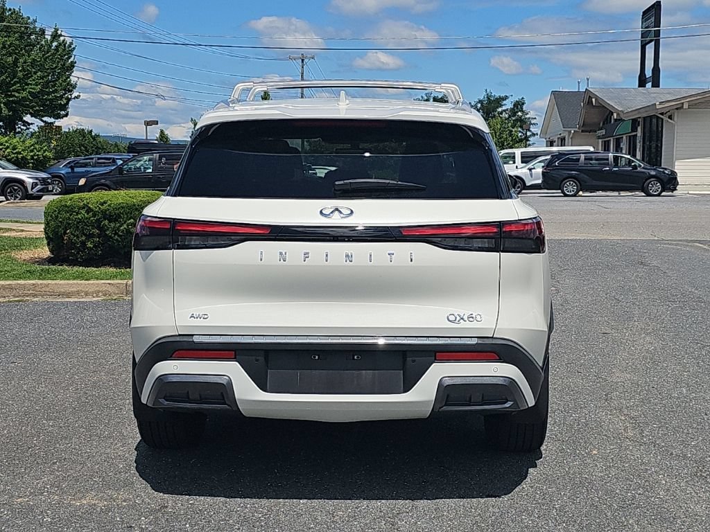 Used 2023 INFINITI QX60 Sensory w/ Vision Package AWD/4WD image 14