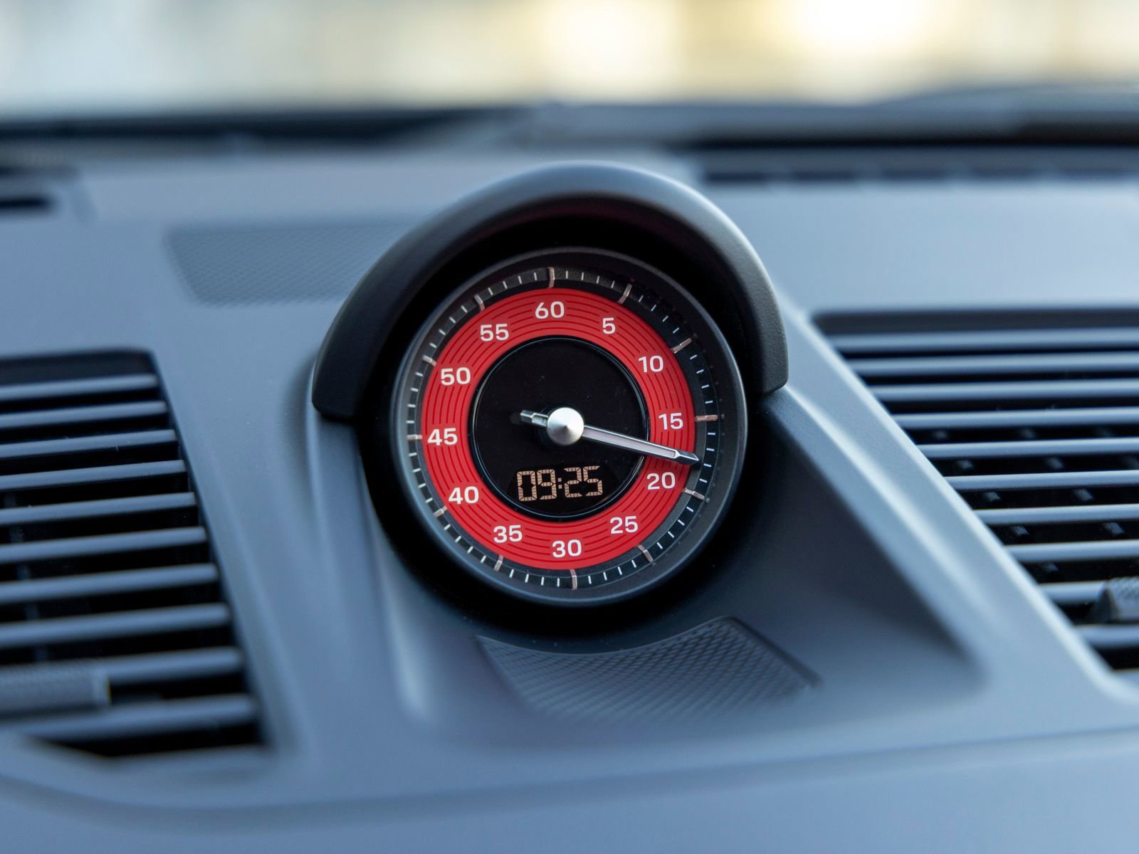 Certified 2021 Porsche 911 Targa 4S image 35