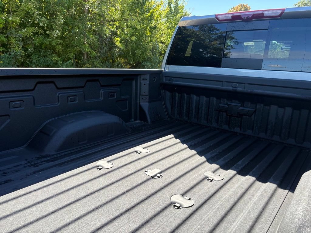 New 2026 Chevrolet Silverado 2500 ZR2 w/ LPO, Dark Essentials Package AWD/4WD image 65
