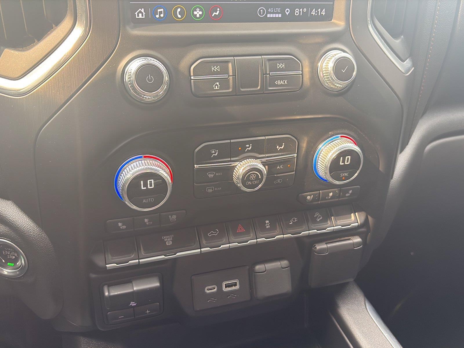 Used 2022 GMC Sierra 2500 AT4 AWD/4WD image 18