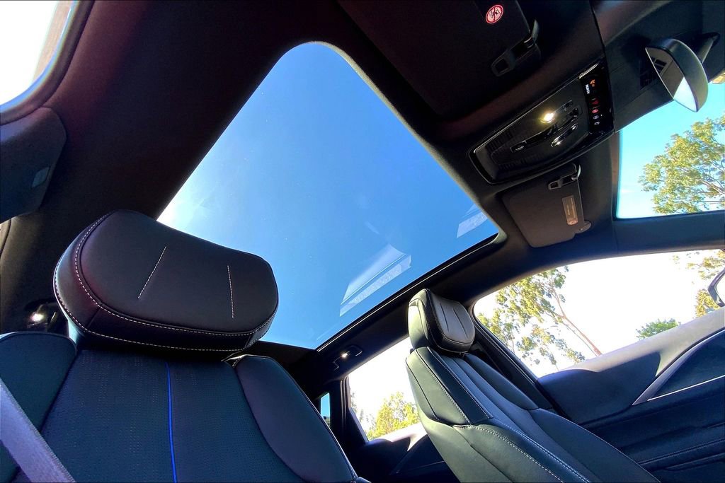 New 2026 Cadillac Lyriq Sport image 31