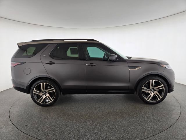 New 2026 Land Rover Discovery Limited Edition AWD/4WD image 6