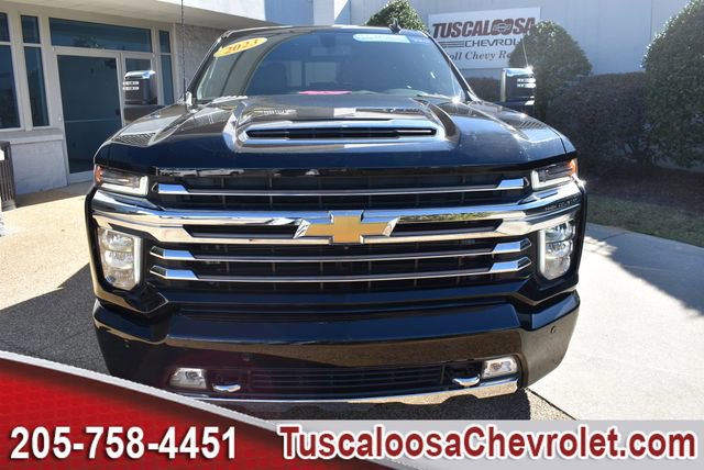 Certified 2023 Chevrolet Silverado 2500 High Country w/ Z71 Off-Road Package image 4