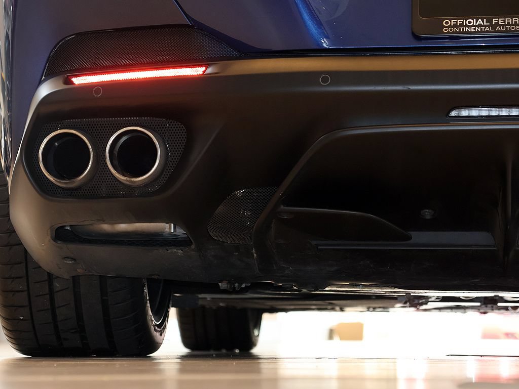 Certified 2019 Ferrari Portofino RWD image 48