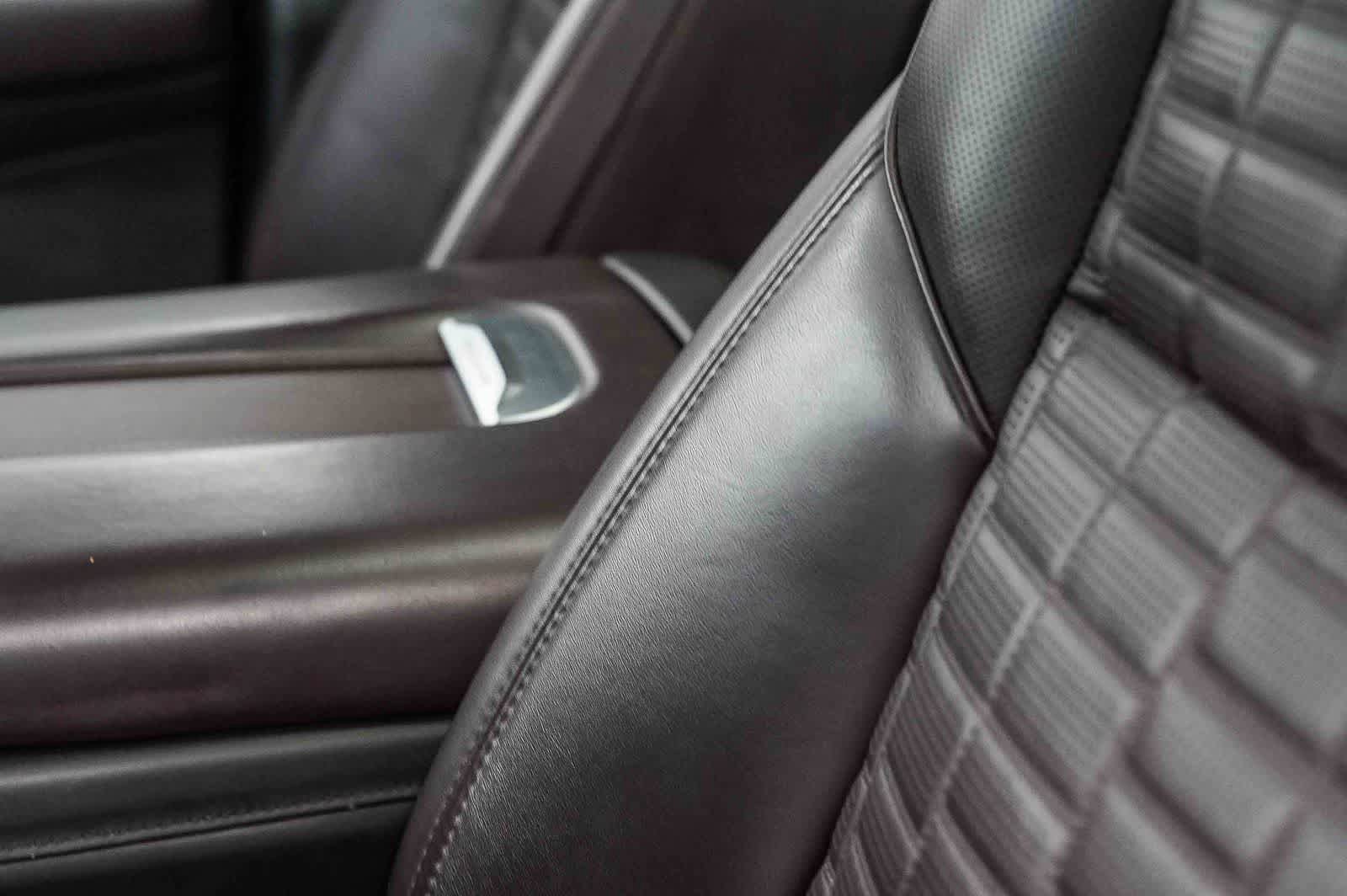 Used 2023 Cadillac Escalade ESV Premium Luxury Platinum w/ LPO, Radiant Package AWD/4WD image 20