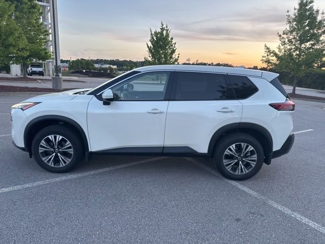 Used 2021 Nissan Rogue SV image 6