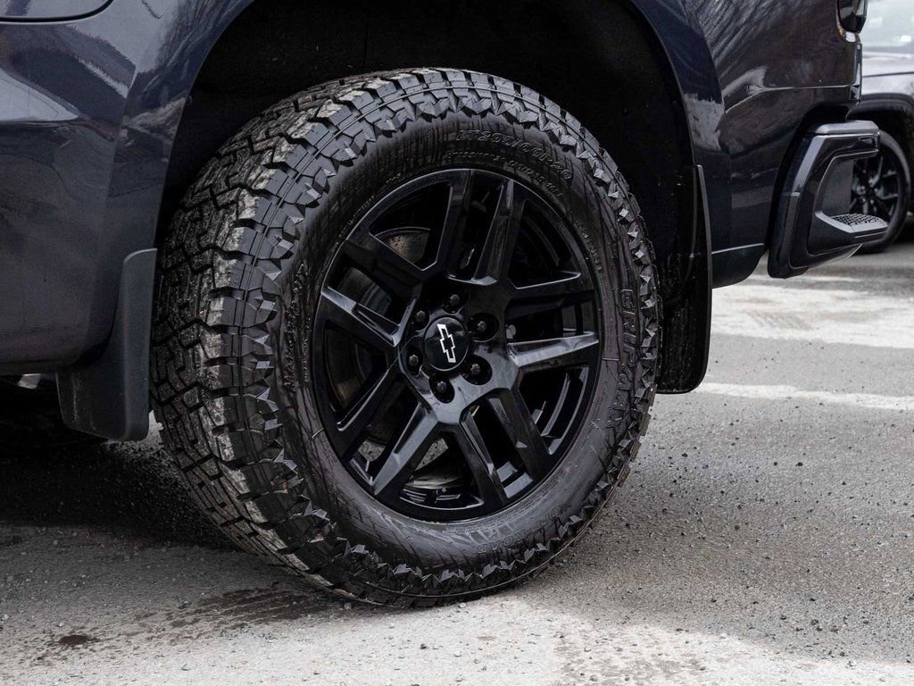 Used 2024 Chevrolet Silverado 1500 RST w/ Protection Package image 8