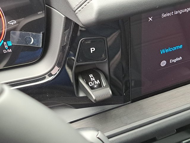 New 2026 Porsche Cayenne GTS AWD/4WD image 35