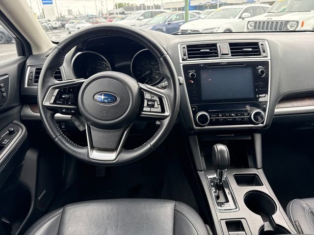 Used 2018 Subaru Outback 3.6R Limited AWD/4WD image 12