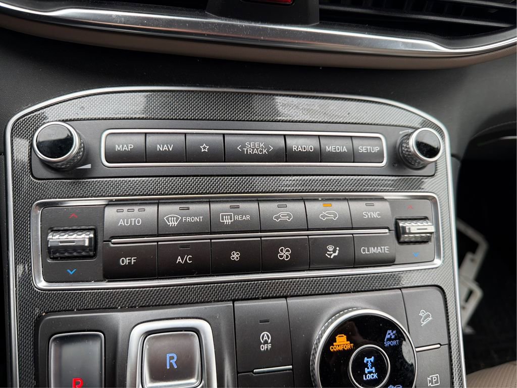 Used 2022 Hyundai Santa Fe SEL w/ Convenience + Premium Package image 13