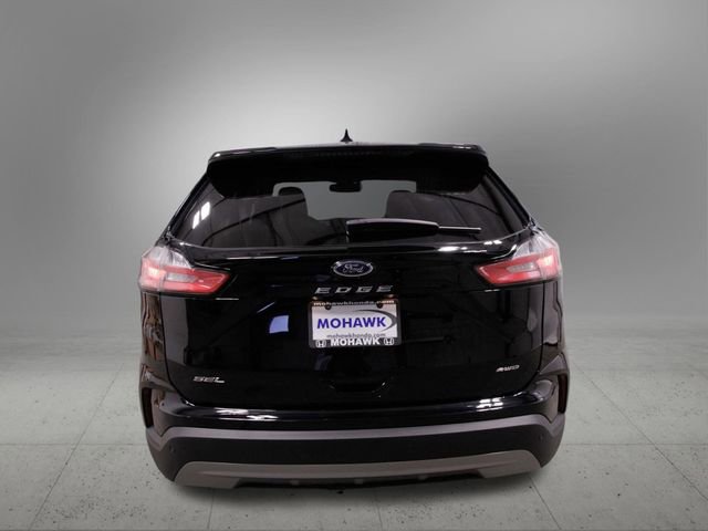 Used 2024 Ford Edge SEL image 5