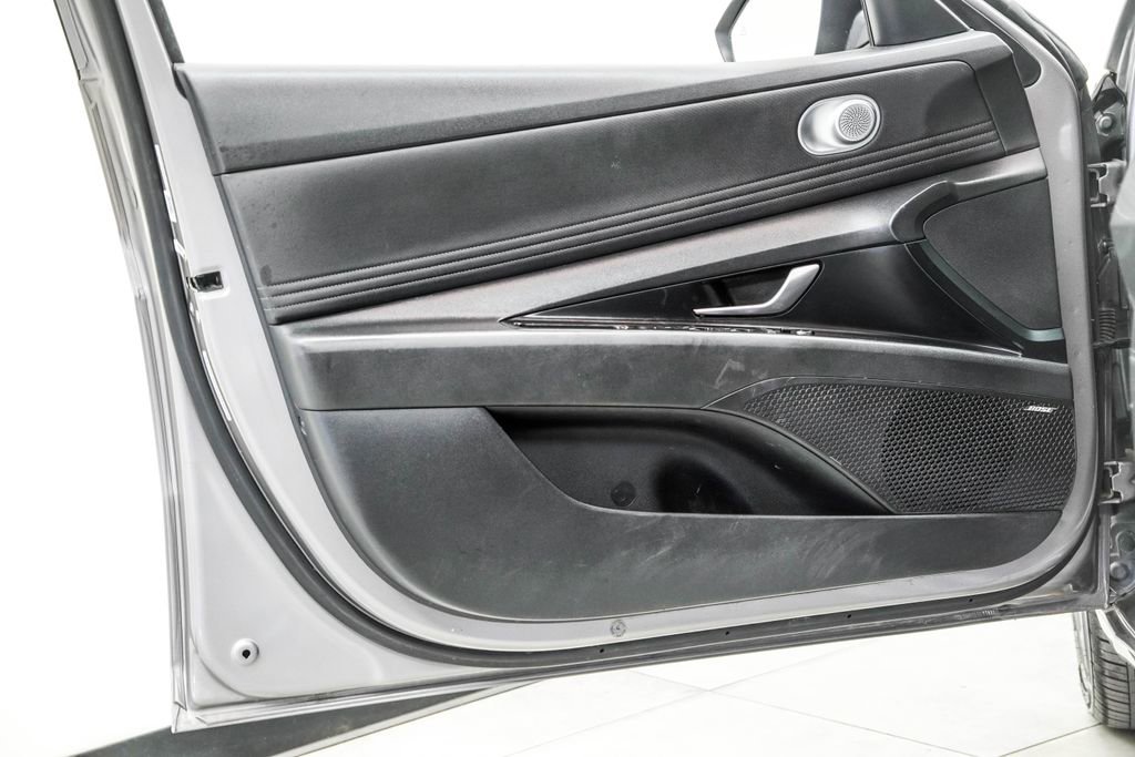 Used 2021 Hyundai Elantra Limited FWD image 42