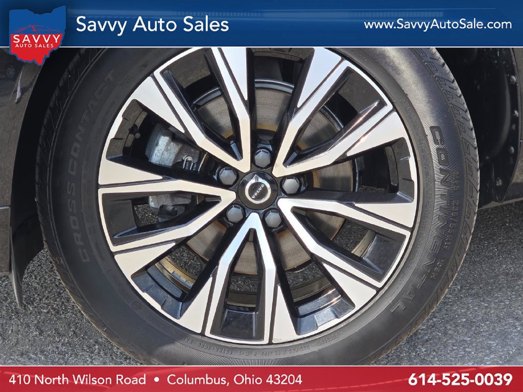 Used 2023 Volvo XC60 B5 Plus AWD/4WD image 10