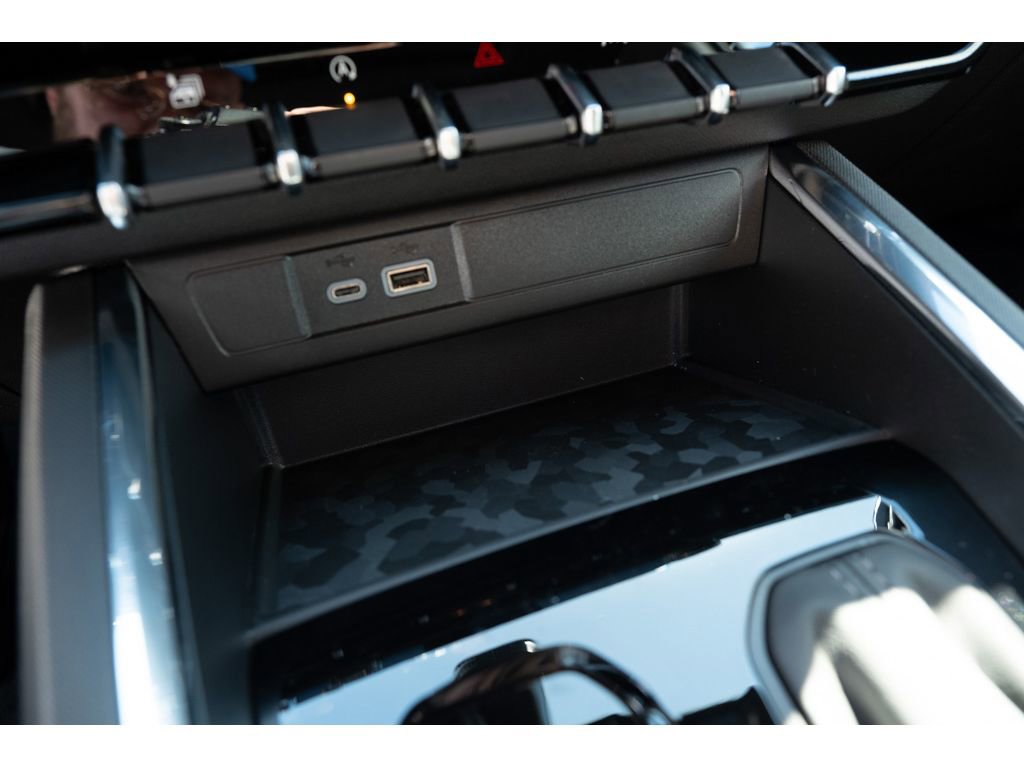 New 2026 GMC Canyon Elevation w/ Convenience Package image 25