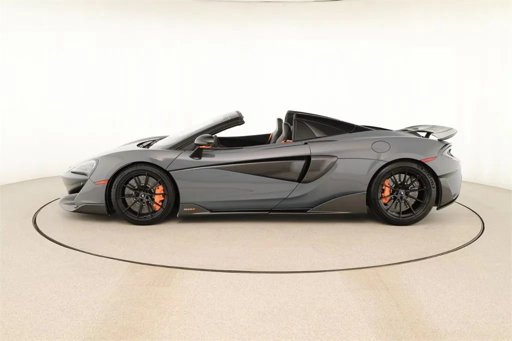 Used 2020 McLaren 600LT Spider image 12