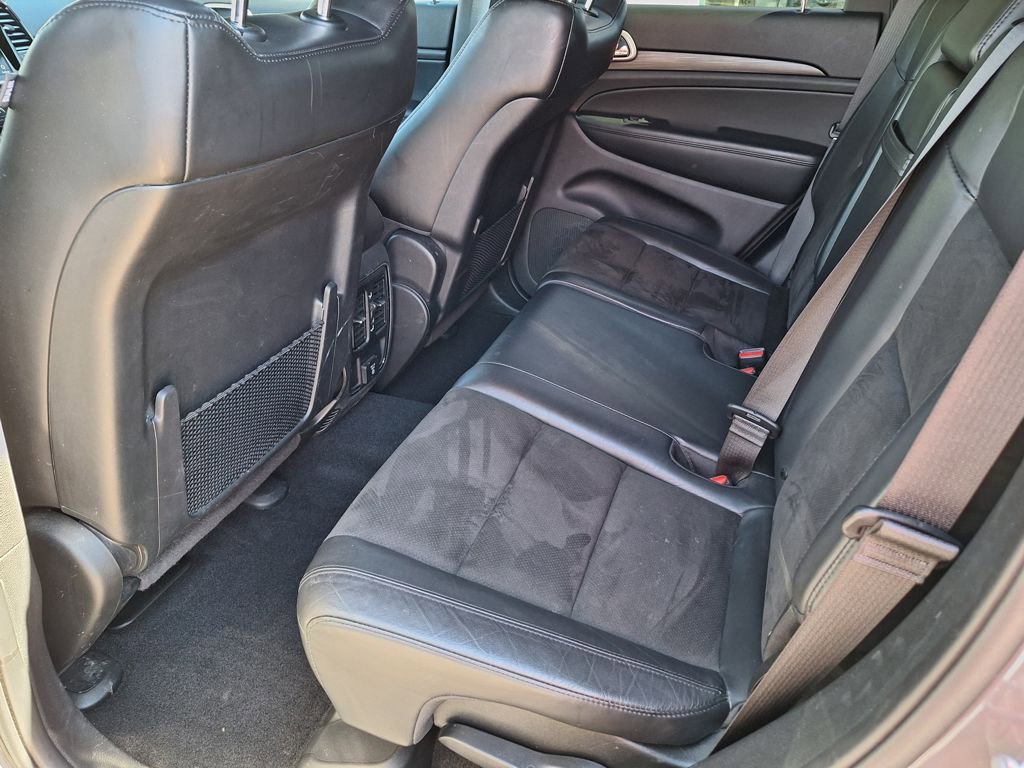 Used 2020 Jeep Grand Cherokee Altitude image 11