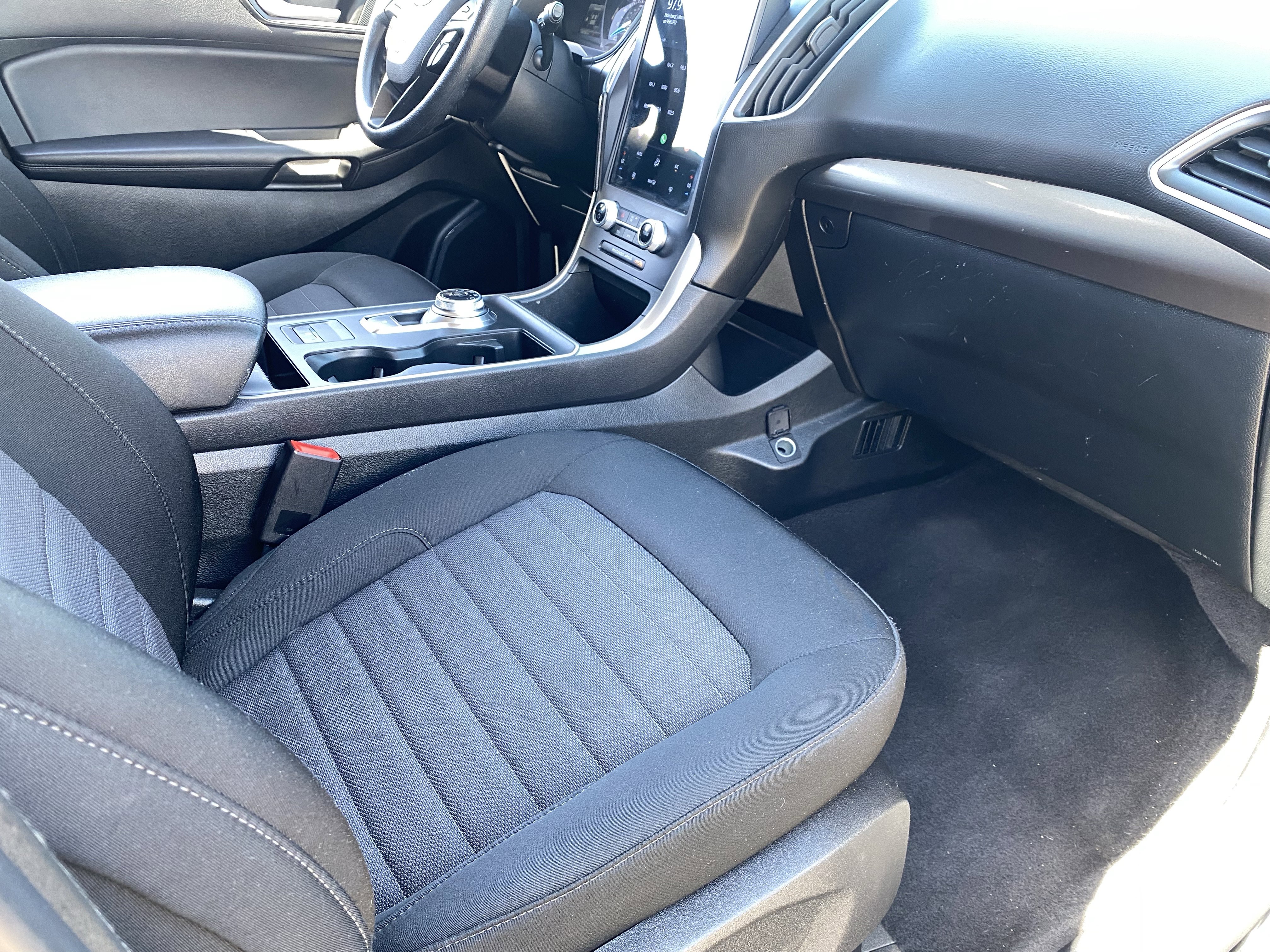 Used 2023 Ford Edge SE AWD/4WD image 11