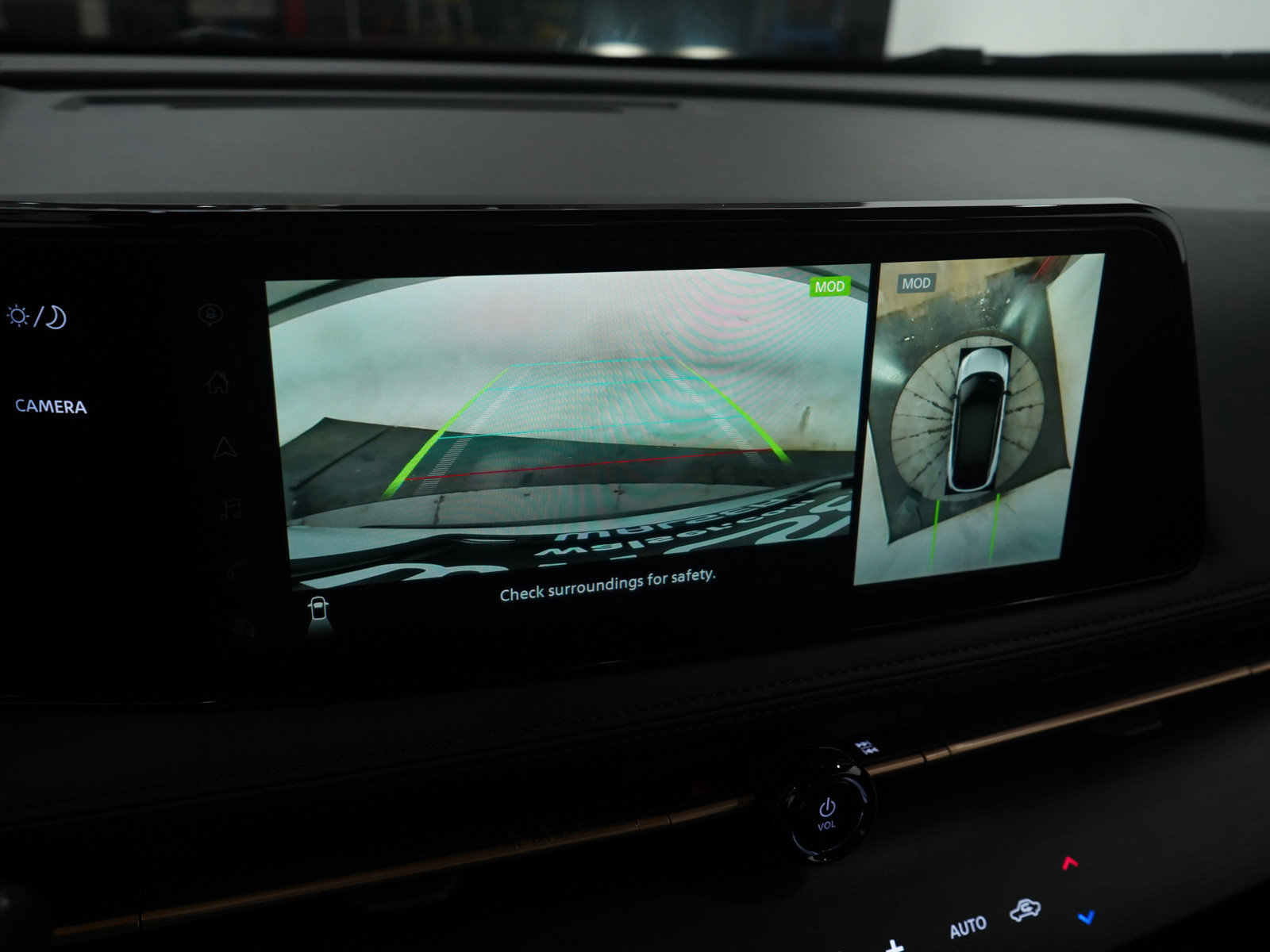 Used 2023 Nissan Ariya AWD image 24