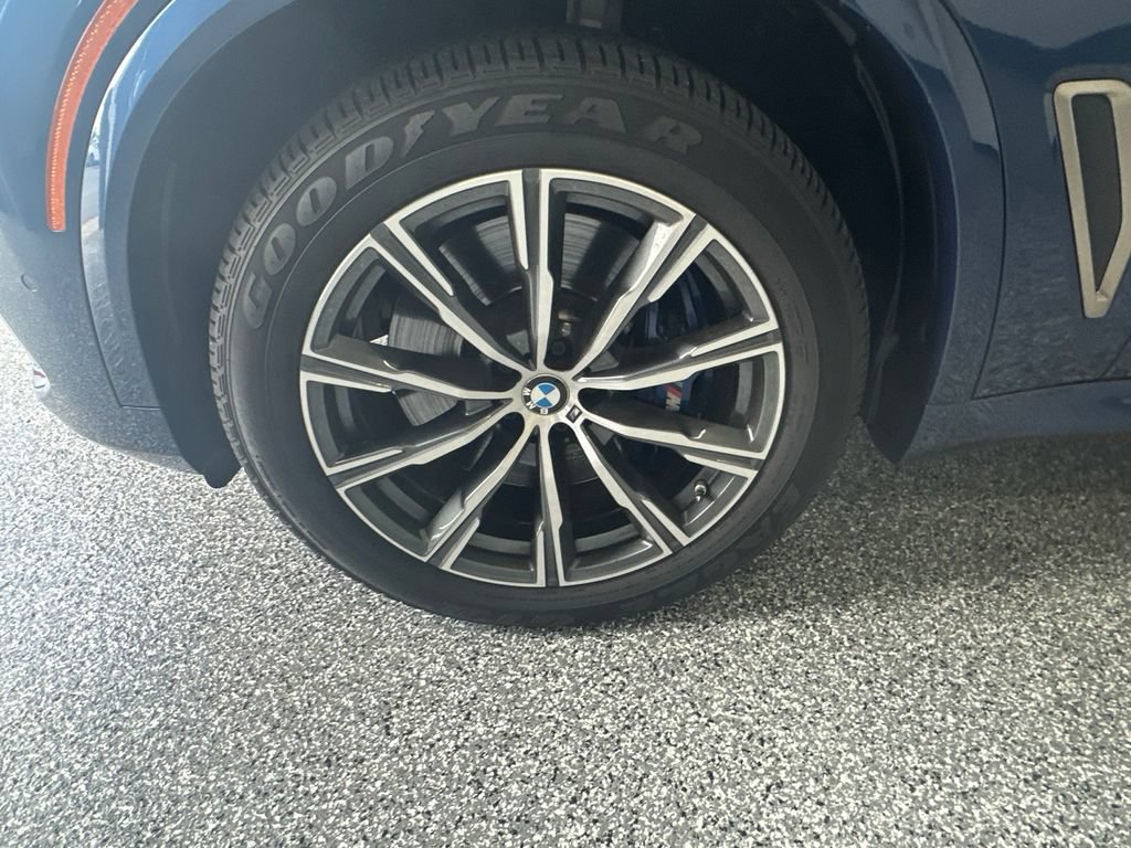 Used 2023 BMW X5 M50i w/ Climate Comfort Package AWD/4WD image 22
