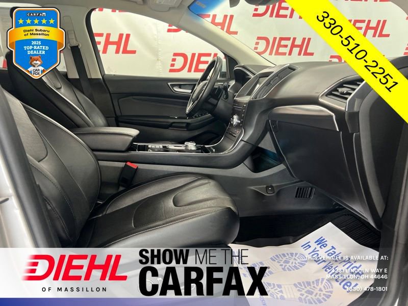 Used 2019 Ford Edge Titanium w/ Equipment Group 301A AWD/4WD image 16