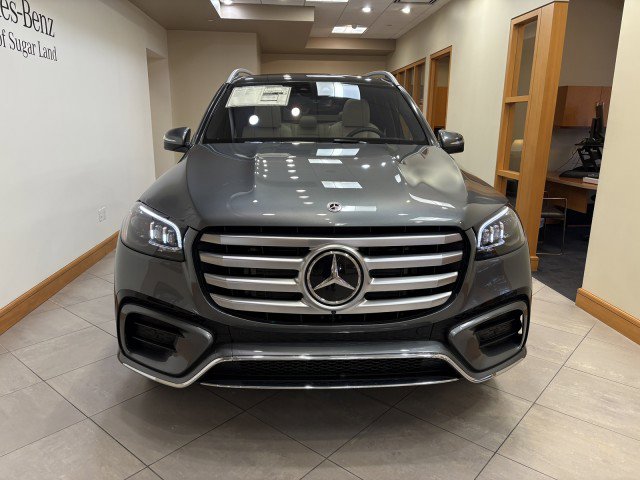 New 2026 Mercedes-Benz GLS 450 4MATIC image 2