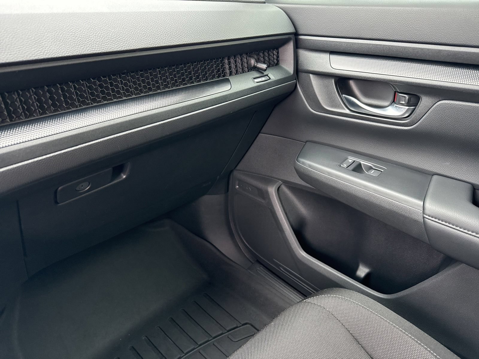 Used 2023 Honda CR-V EX image 28