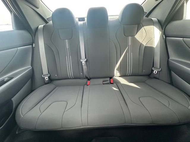 New 2026 Hyundai Elantra Sport image 17