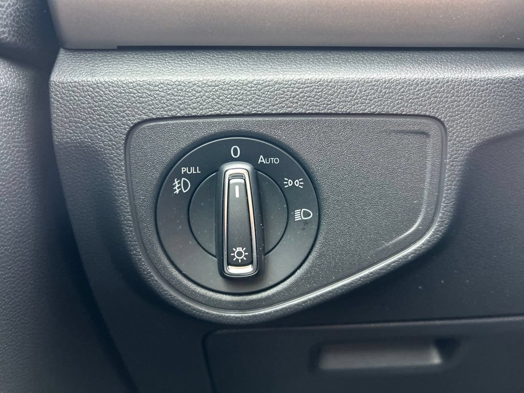 Used 2019 Volkswagen Atlas SEL FWD image 8