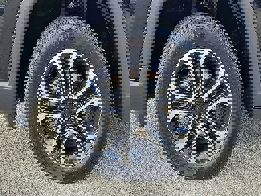 Used 2022 Jeep Compass Limited image 14