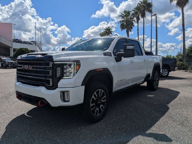 Used 2023 GMC Sierra 2500 AT4 AWD/4WD image 9