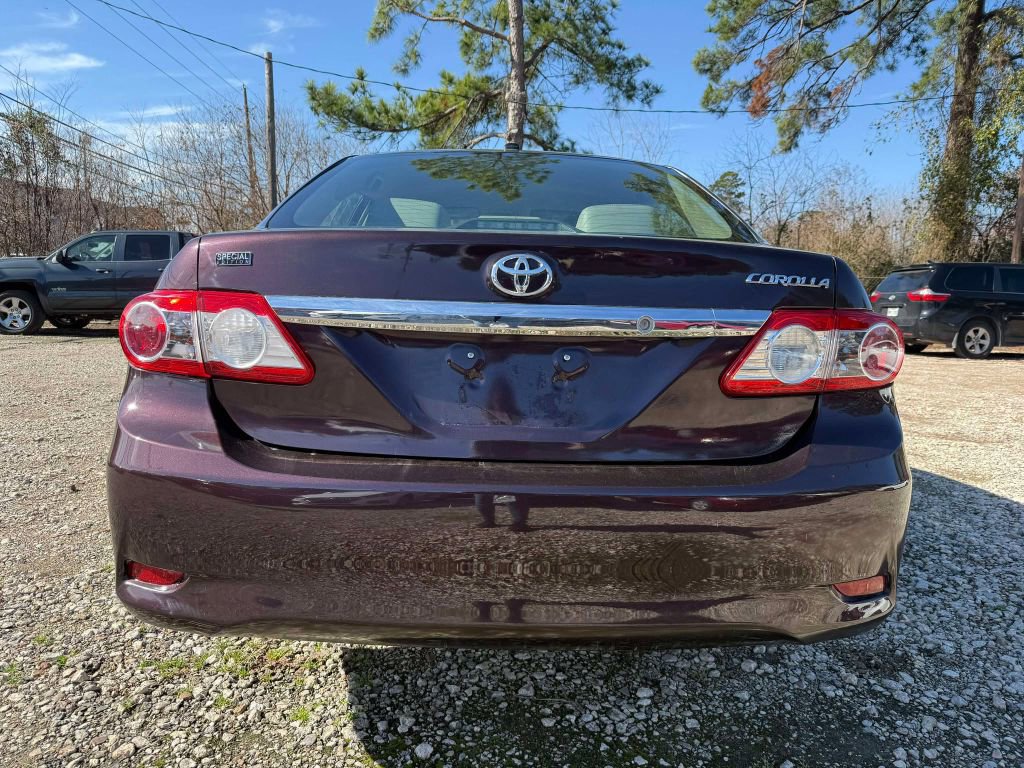 Used 2013 Toyota Corolla image 6