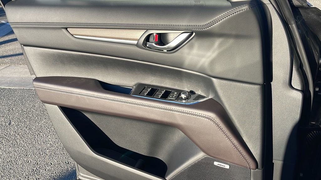 New 2025 MAZDA CX-5 Signature image 27