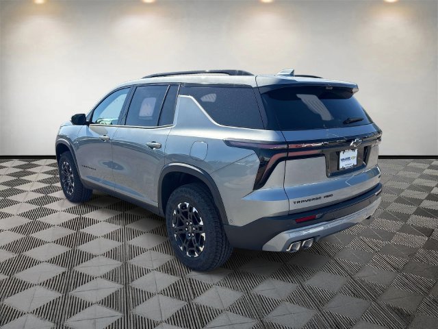 New 2027 Chevrolet Traverse Z71 w/ Enhanced Driving Package AWD/4WD image 3