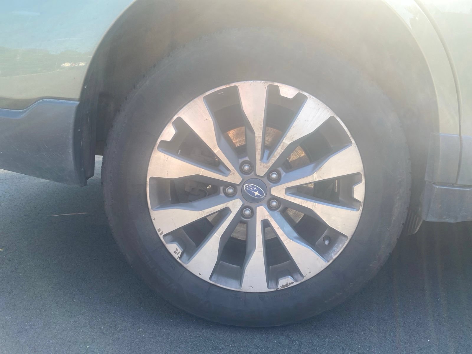 Used 2019 Subaru Outback 3.6R Touring AWD/4WD image 23