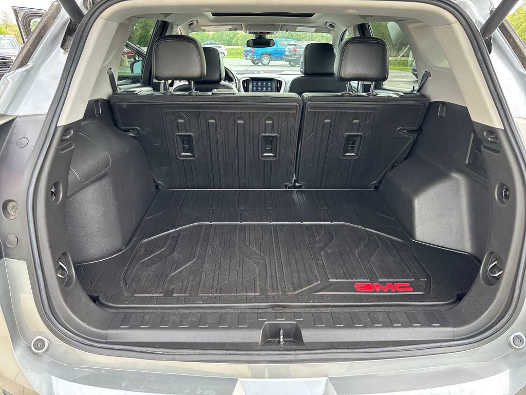 Certified 2023 GMC Terrain SLT w/ Infotainment Package II AWD/4WD image 31