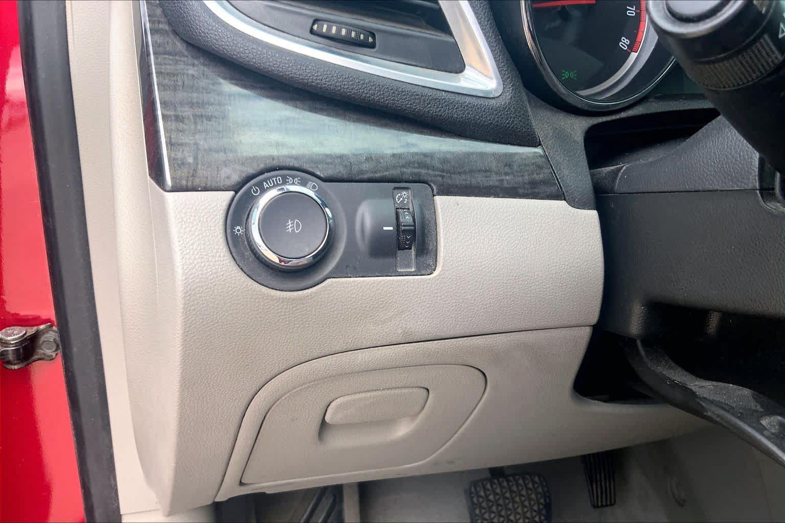 Used 2014 Buick Encore Convenience FWD image 33