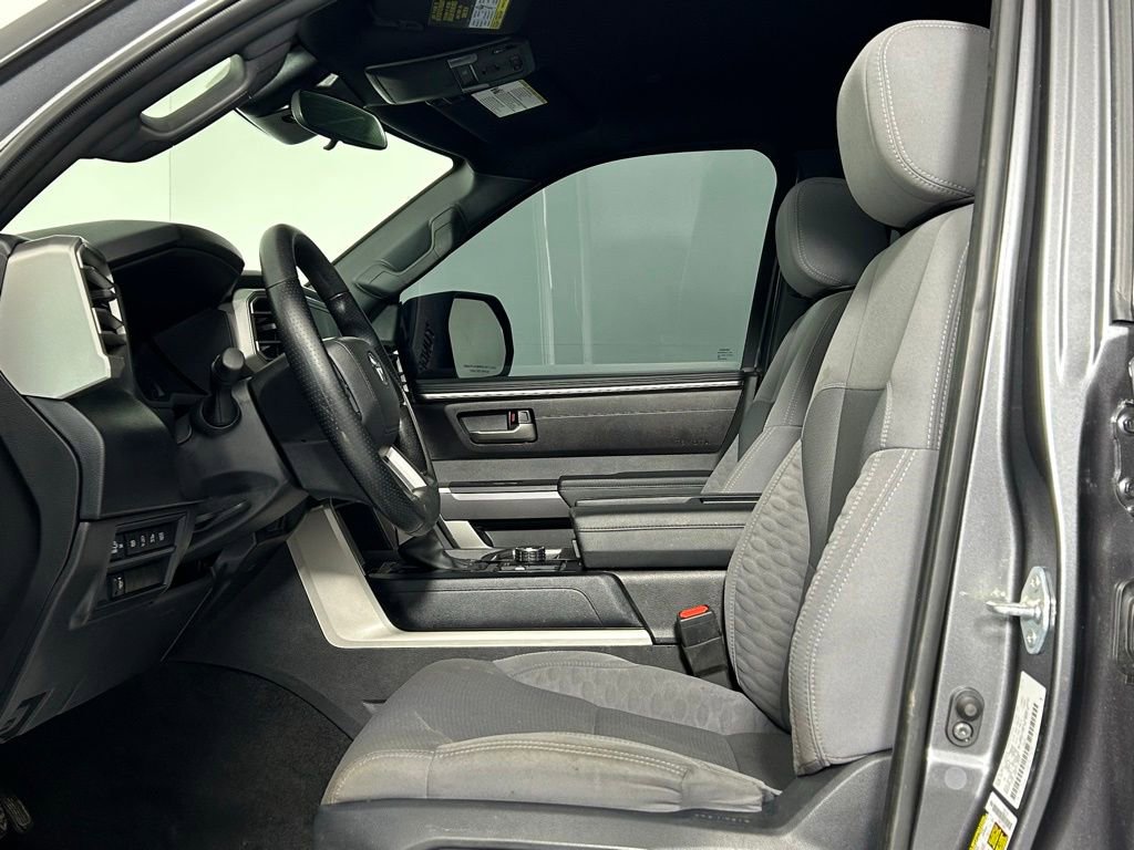 Used 2025 Toyota Tundra SR5 AWD/4WD image 29