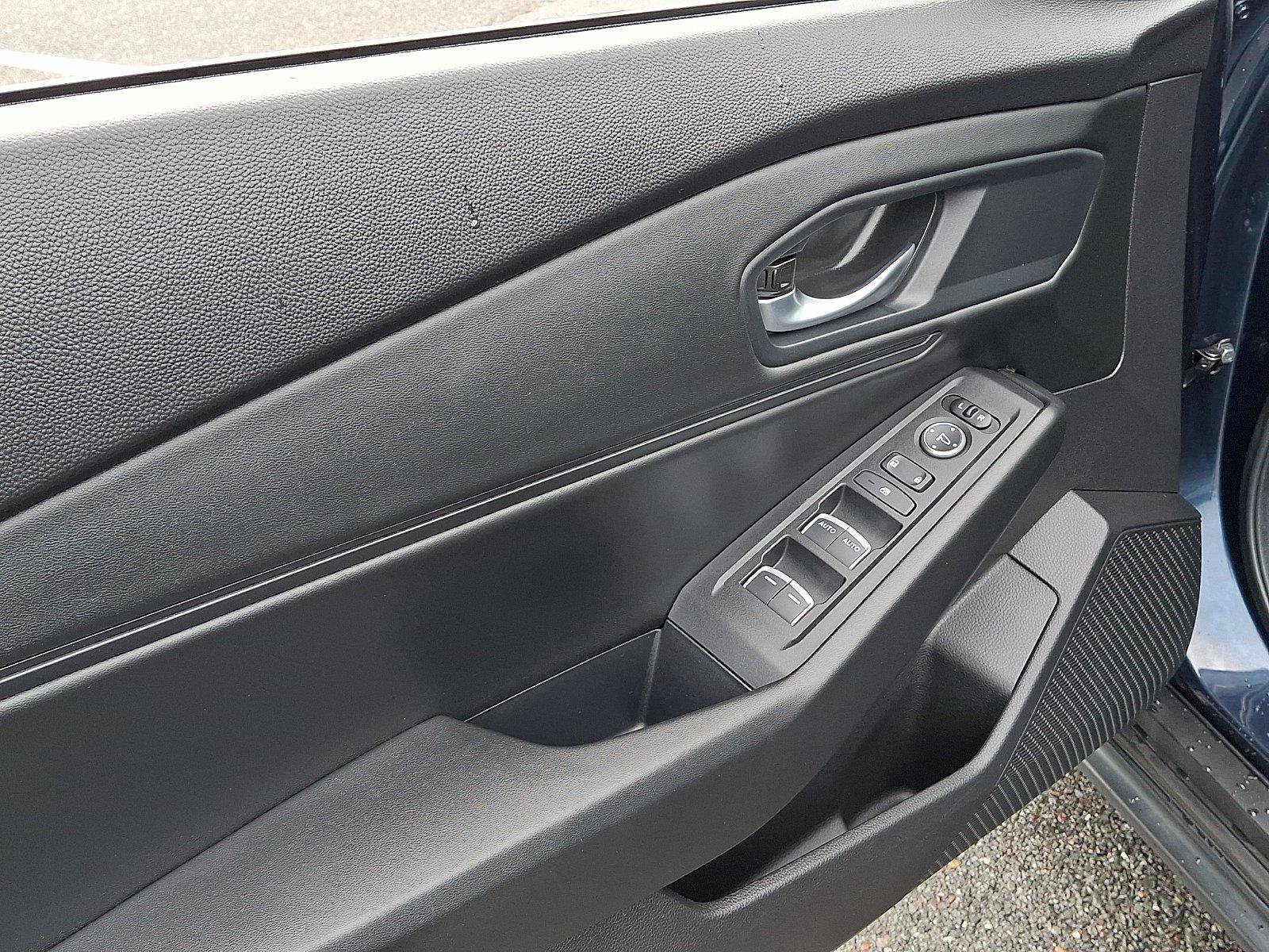 Used 2025 Honda Accord SE image 13