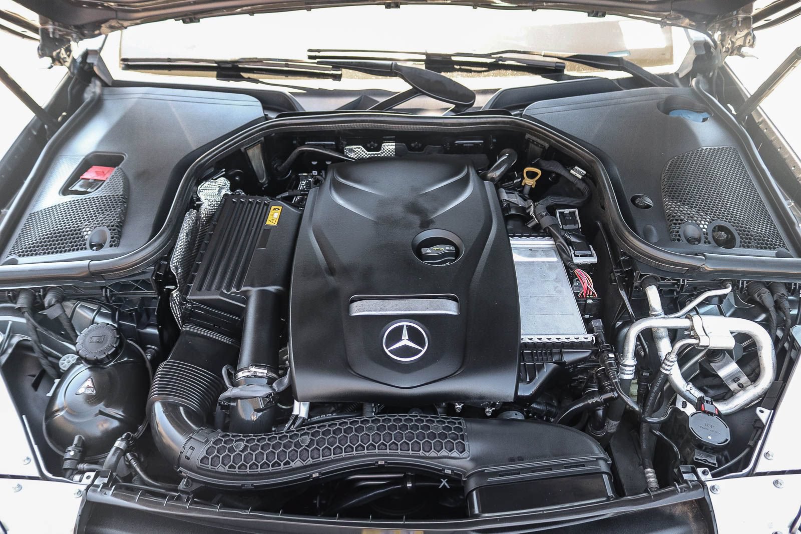 Used 2019 Mercedes-Benz E 300 image 29