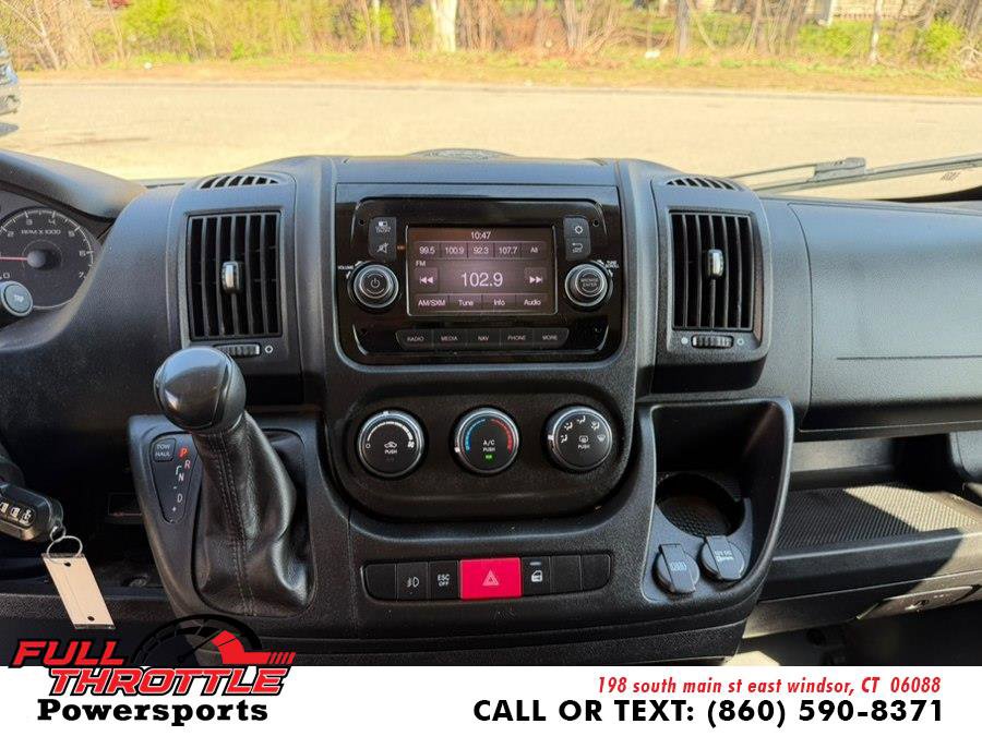 Used 2021 RAM ProMaster 2500 w/ Convenience Group FWD image 21
